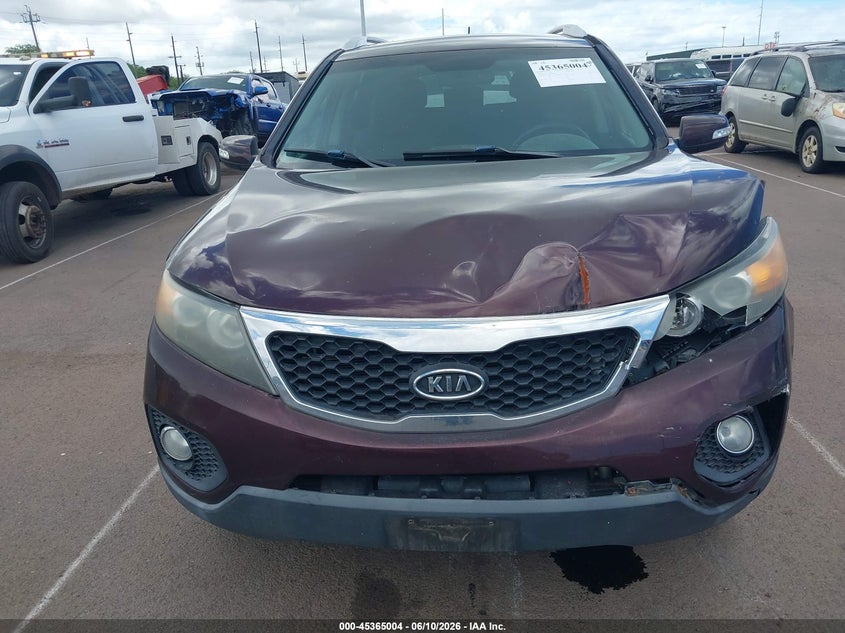 2011 Kia Sorento VIN 5XYKT3A10BG074086 IAAI salvage auction — NORMAL WEAR, Clear (Hawaii), sold $100 on 2026-07-21 (photo 6)