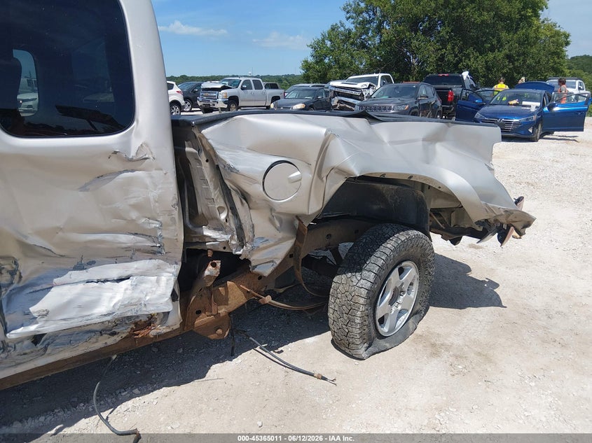 2007 Gmc Canyon VIN 1GTDT199278238914 IAAI salvage auction — LEFT SIDE, Salvage (Missouri), sold $475 on 2026-08-24 (photo 6)