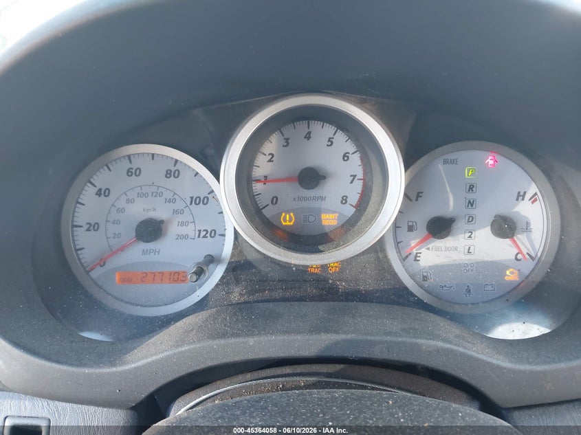 2004 Toyota Rav 4 VIN JTEGD20V240042486 IAAI salvage auction — NORMAL WEAR, Clear - Dealer Only (California), sold $750 on 2026-07-20 (photo 7)