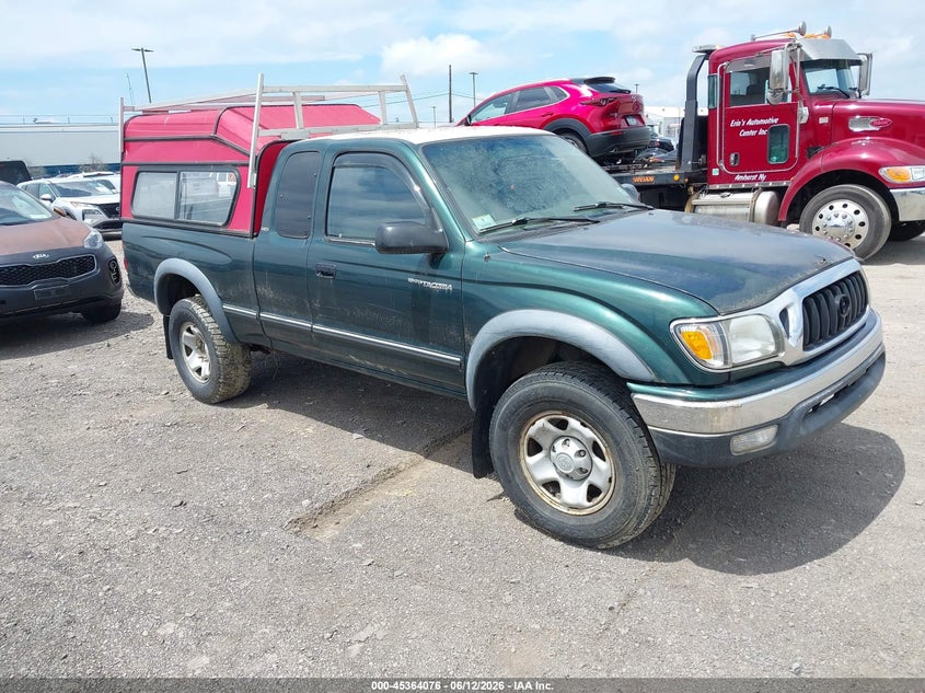 2001 Toyota Tacoma VIN 5TEWM72N01Z772936 IAAI salvage auction — NORMAL WEAR, Clear (Massachusetts), sold $525 on 2026-07-08 (photo 1)