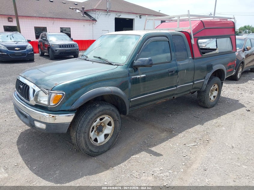 2001 Toyota Tacoma VIN 5TEWM72N01Z772936 IAAI salvage auction — NORMAL WEAR, Clear (Massachusetts), sold $525 on 2026-07-08 (photo 2)