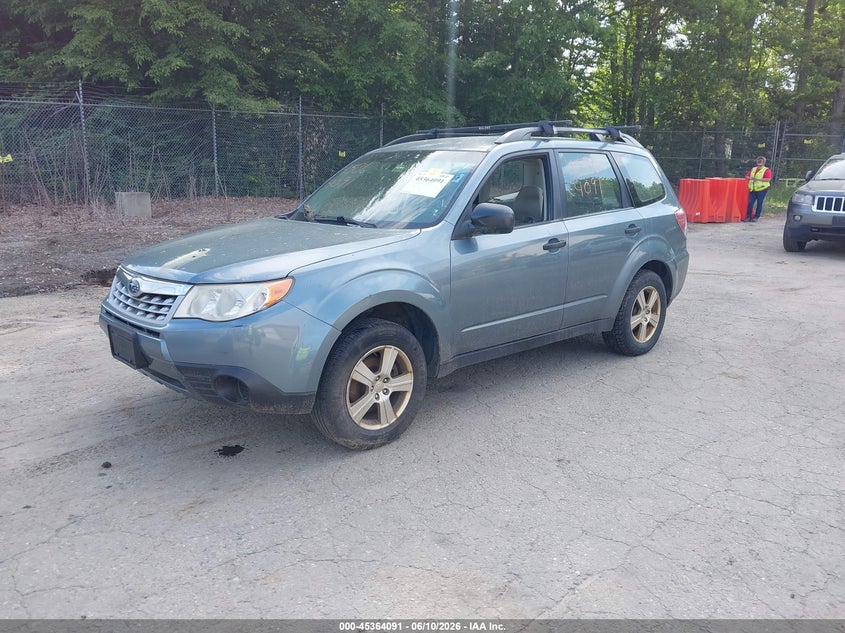 2013 Subaru Forester VIN JF2SHABC1DH427940 IAAI salvage auction — NORMAL WEAR, Original (Maine), sold $375 on 2026-07-30 (photo 2)