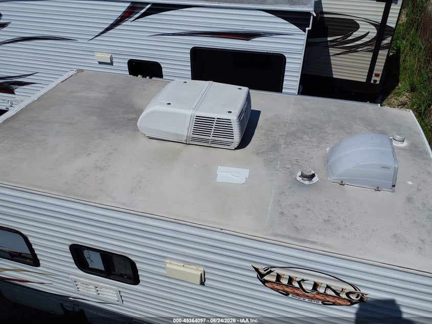 2013 Viking Other VIN 5ZT2VWEC0D5100994 IAAI salvage auction — ROOF, Clear (Michigan), sold $1,000 on 2026-07-16 (photo 6)