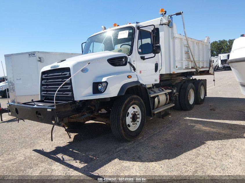 2017 Freightliner 114sd VIN 1FVHG3DV3HHJA5876 IAAI salvage auction — ALL OVER, Clear (Arkansas), sold $7,800 on 2026-07-29 (photo 2)