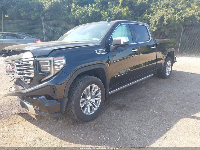 2025 Gmc SIERRA VIN 3GTUUGED2SG370472 IAAI salvage auction — RIGHT FRONT, Salvage Title, sold $18,875 on 2026-07-30 (photo 2)