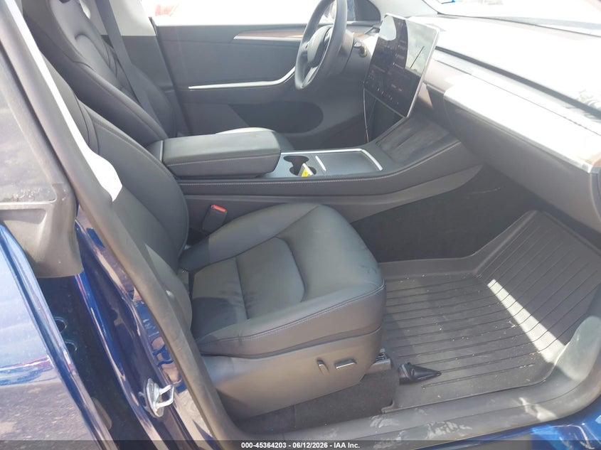 2023 Tesla Model y VIN 7SAYGDEE5PA159859 IAAI salvage auction — FRONT END, Salvage (Texas), sold $13,100 on 2026-07-15 (photo 5)