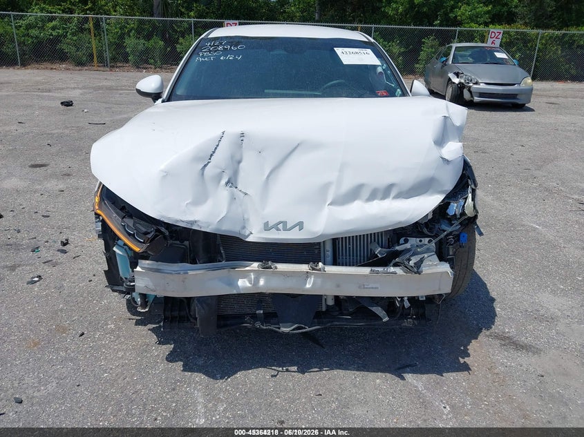 2023 Kia K5 VIN 5XXG14J22PG208960 IAAI salvage auction — FRONT END, Salvage Title, sold $3,000 on 2026-08-23 (photo 6)