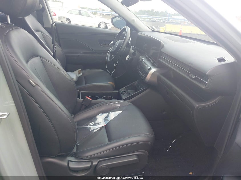 2025 Hyundai Kona VIN KM8HECA35SU233958 IAAI salvage auction — LEFT SIDE, Salvage Title, sold $4,550 on 2026-07-28 (photo 5)