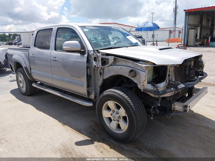 2015 Toyota Tacoma VIN 5TFJU4GN8FX069326 IAAI salvage auction — FRONT END, Original (Texas), sold $4,050 on 2026-07-21 (photo 1)