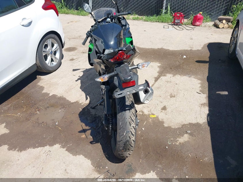 2023 Kawasaki Ninja VIN JKAEXKG13PDAM2478 IAAI salvage auction — FRONT END, Salvage (Missouri), sold $200 on 2026-07-08 (photo 6)