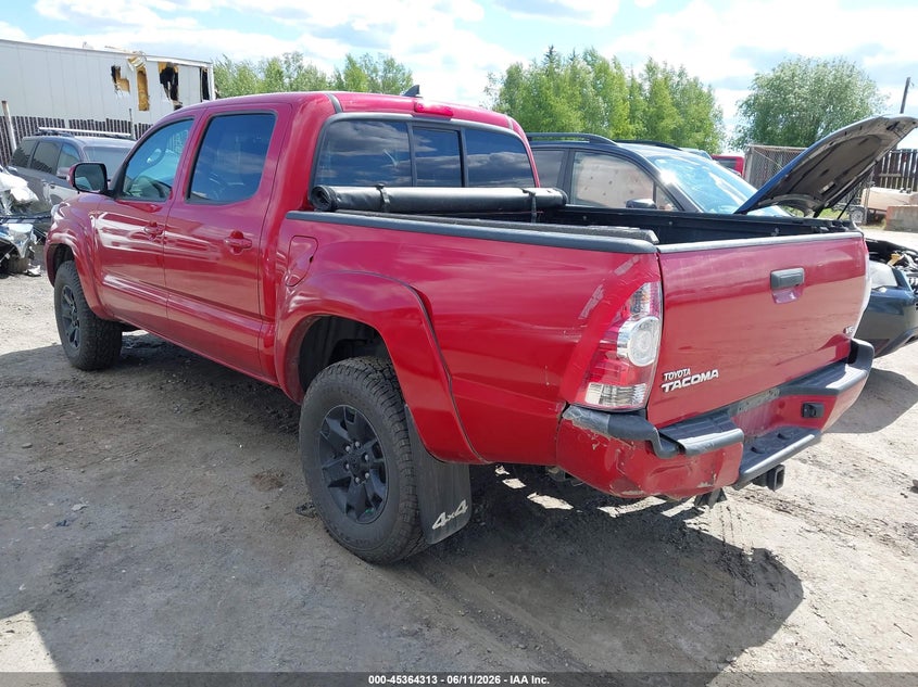 2015 Toyota Tacoma VIN 5TFLU4ENXFX128517 IAAI salvage auction — RIGHT SIDE, Bill Of Sale (Alaska), sold $8,350 on 2026-07-10 (photo 3)