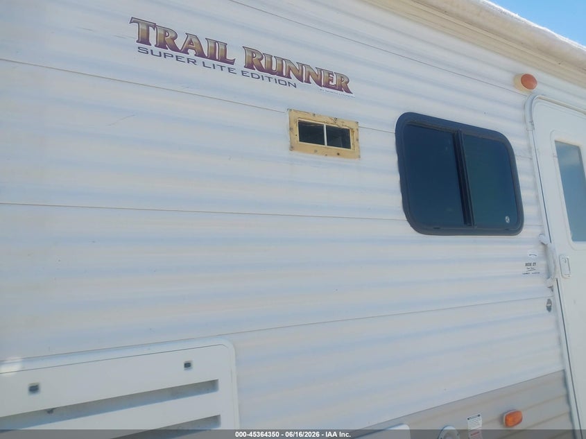 2013 Heartland Trail runner VIN 5SFEB2823DE256821 IAAI salvage auction — ROOF, Clear (Arkansas), sold $2,650 on 2026-07-08 (photo 6)