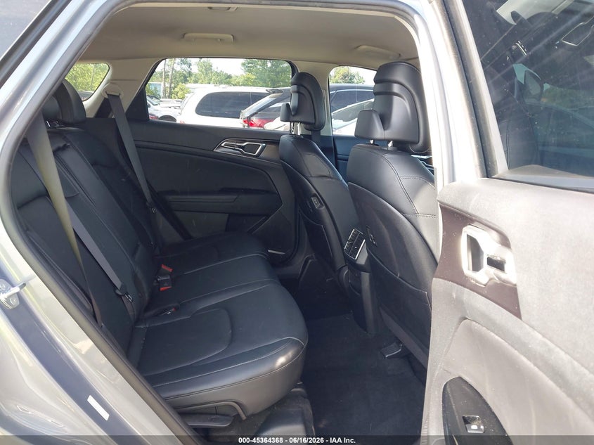 2023 Kia Sportage VIN 5XYK33AF5PG131580 IAAI salvage auction — HAIL, Salvage Title, sold $9,100 on 2026-07-22 (photo 8)