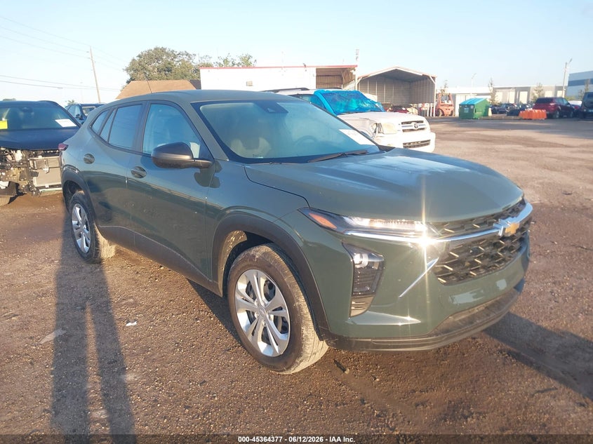 2025 Chevrolet Trax VIN KL77LFEP5SC332769 IAAI salvage auction — LEFT SIDE, Salvage Title, sold $6,200 on 2026-07-21 (photo 1)
