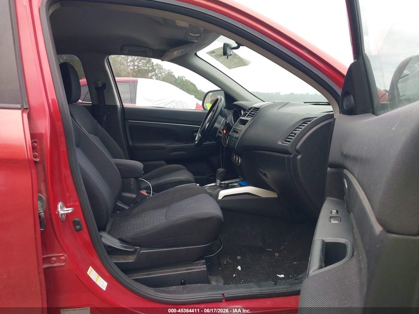 2011 Mitsubishi Outlander sport VIN JA4AP4AU6BZ000750 IAAI salvage auction — NORMAL WEAR, Clear (South Carolina), sold $800 on 2026-07-28 (photo 5)