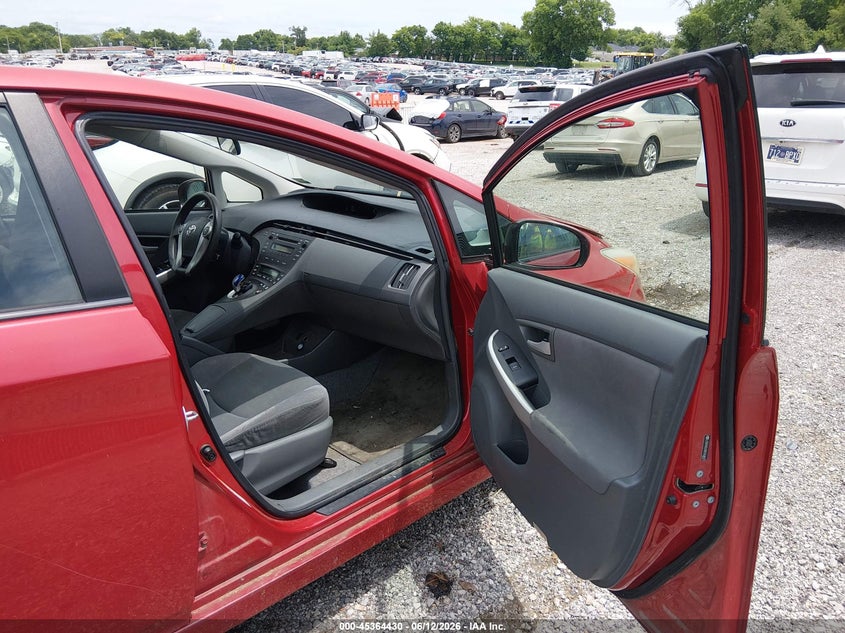 2011 Toyota Prius VIN JTDKN3DU0B5360822 IAAI salvage auction — NORMAL WEAR, Original (Kentucky), sold $1,525 on 2026-07-27 (photo 5)