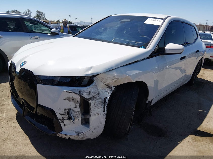 2026 BMW Ix VIN WB543CF00TCU96319 IAAI salvage auction — LEFT FRONT, Wait Title, sold $28,000 on 2026-09-02 (photo 2)