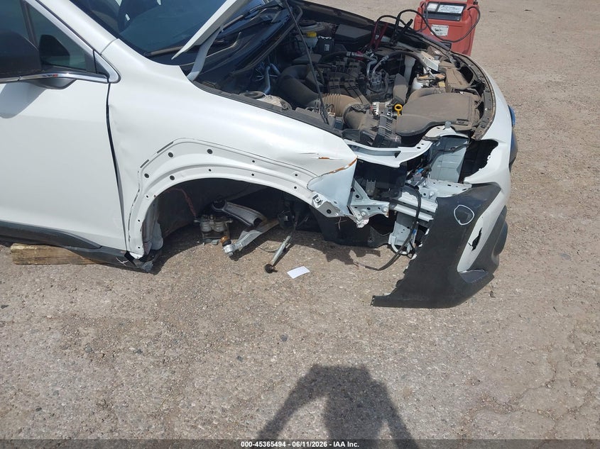 2025 Subaru Outback VIN 4S4BTAAC9S3297782 IAAI salvage auction — RIGHT SIDE, Wait Title, sold $8,500 on 2026-09-22 (photo 6)