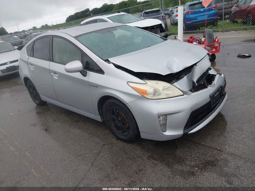 2012 Toyota Prius VIN JTDKN3DU1C1497583 IAAI salvage auction — FRONT & REAR, Salvage (California), sold $1,100 on 2026-08-02 (photo 1)