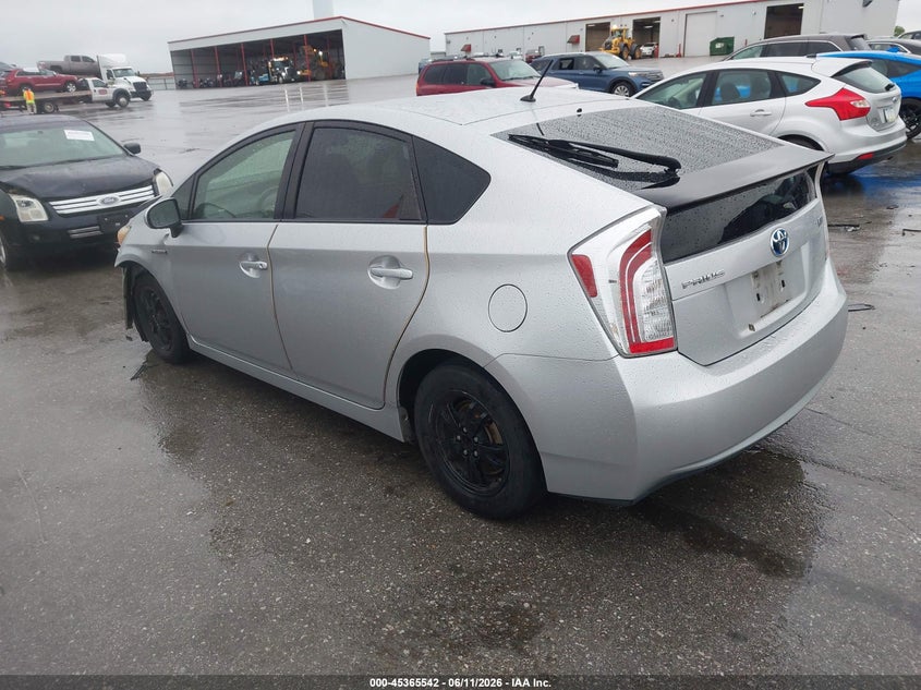 2012 Toyota Prius VIN JTDKN3DU1C1497583 IAAI salvage auction — FRONT & REAR, Salvage (California), sold $1,100 on 2026-08-02 (photo 3)