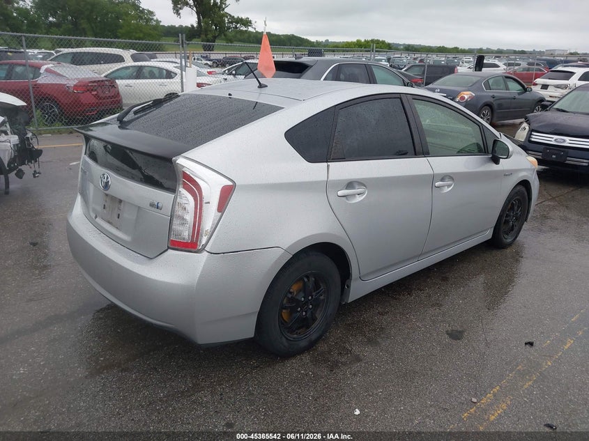 2012 Toyota Prius VIN JTDKN3DU1C1497583 IAAI salvage auction — FRONT & REAR, Salvage (California), sold $1,100 on 2026-08-02 (photo 4)