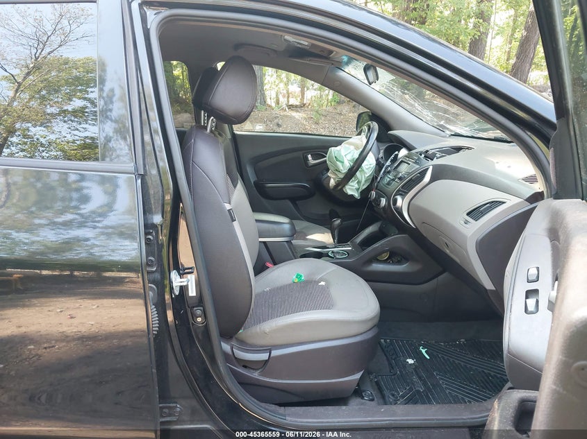 2013 Hyundai Tucson VIN KM8JU3AC9DU740899 IAAI salvage auction — FRONT END, Salvage (Virginia), sold $725 on 2026-08-01 (photo 5)