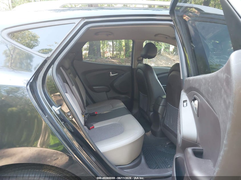 2013 Hyundai Tucson VIN KM8JU3AC9DU740899 IAAI salvage auction — FRONT END, Salvage (Virginia), sold $725 on 2026-08-01 (photo 8)