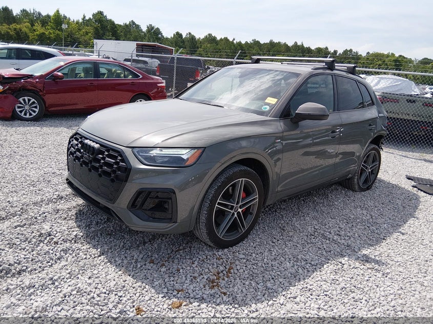 2024 Audi Q5 VIN WA1E2AFY0R2121125 IAAI salvage auction — REAR END, Salvage (Alabama), sold $12,500 on 2026-08-19 (photo 2)