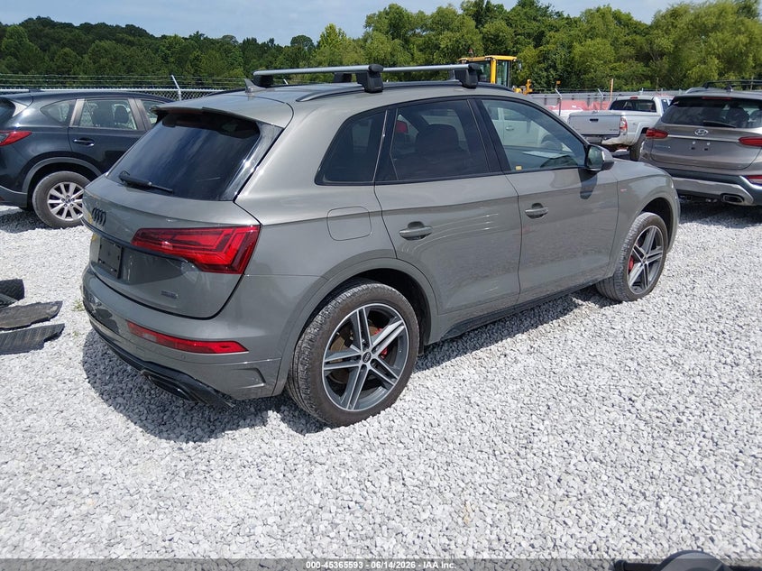 2024 Audi Q5 VIN WA1E2AFY0R2121125 IAAI salvage auction — REAR END, Salvage (Alabama), sold $12,500 on 2026-08-19 (photo 4)