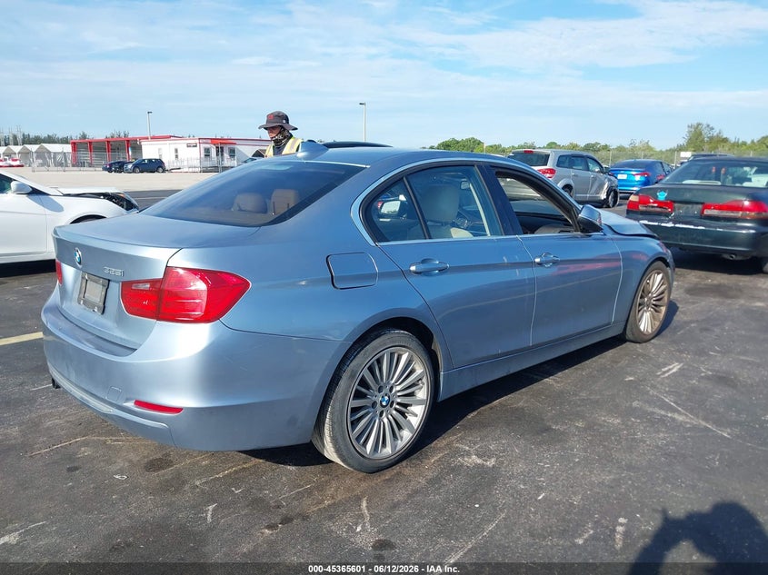 2012 BMW 3er VIN WBA3C1C5XCF431610 IAAI salvage auction — LEFT FRONT, Salvage (Georgia), sold $800 on 2026-08-03 (photo 4)