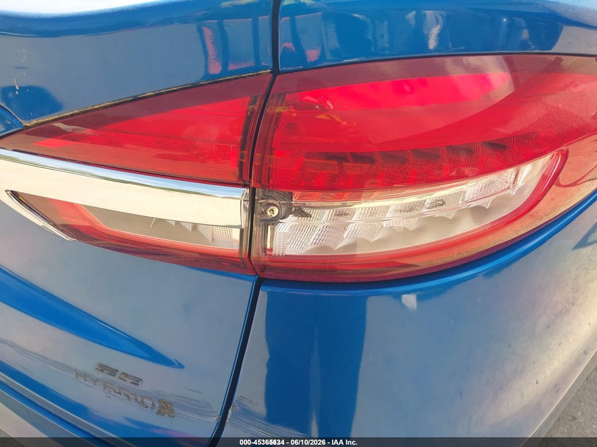 2019 Ford Fusion VIN 3FA6P0LU4KR274556 IAAI salvage auction — NORMAL WEAR, Sf97 (New Hampshire), sold $8,100 on 2026-07-23 (photo 6)