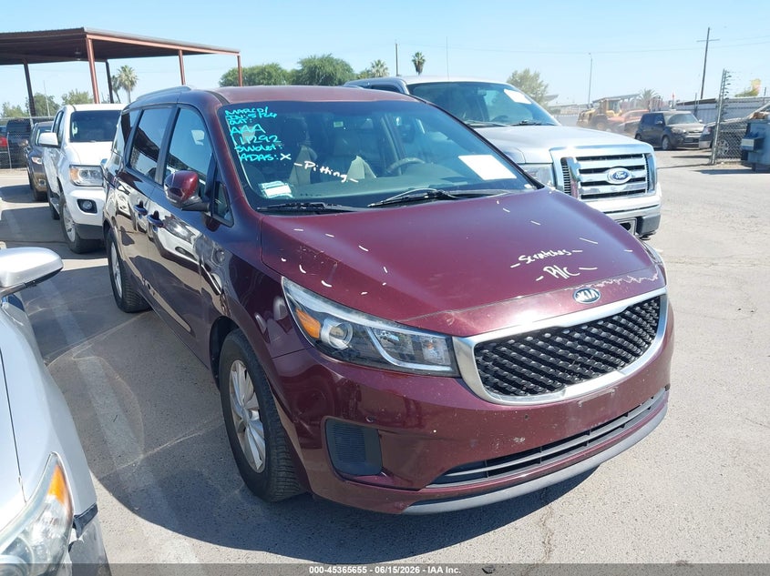 2017 Kia SEDONA VIN KNDMB5C19H6230190 IAAI salvage auction — SIDE, Salvage (California), sold $1,550 on 2026-07-28 (photo 1)