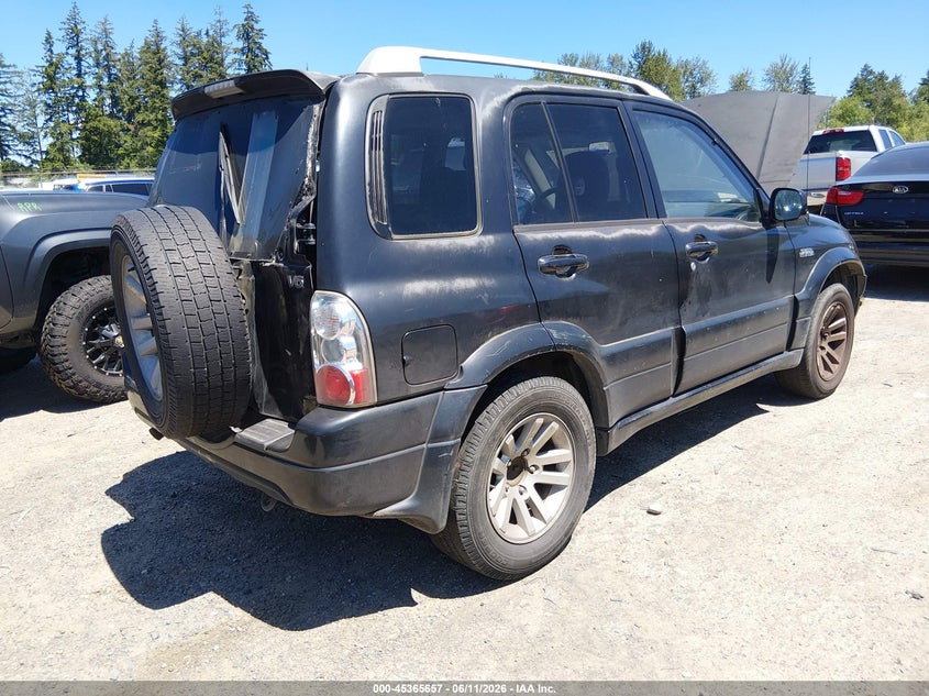 2004 Suzuki Grand vitara VIN JS3TE62V544100363 IAAI salvage auction — NORMAL WEAR, Clear (Washington), sold $325 on 2026-07-08 (photo 4)