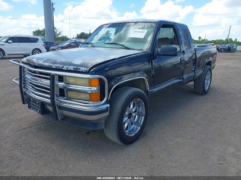 1997 Chevrolet S-10 pickup VIN 2GCEK19R9V1266328 IAAI salvage auction — LEFT SIDE, Original (Texas), sold $925 on 2026-07-07 (photo 2)