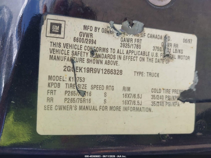 1997 Chevrolet S-10 pickup VIN 2GCEK19R9V1266328 IAAI salvage auction — LEFT SIDE, Original (Texas), sold $925 on 2026-07-07 (photo 9)