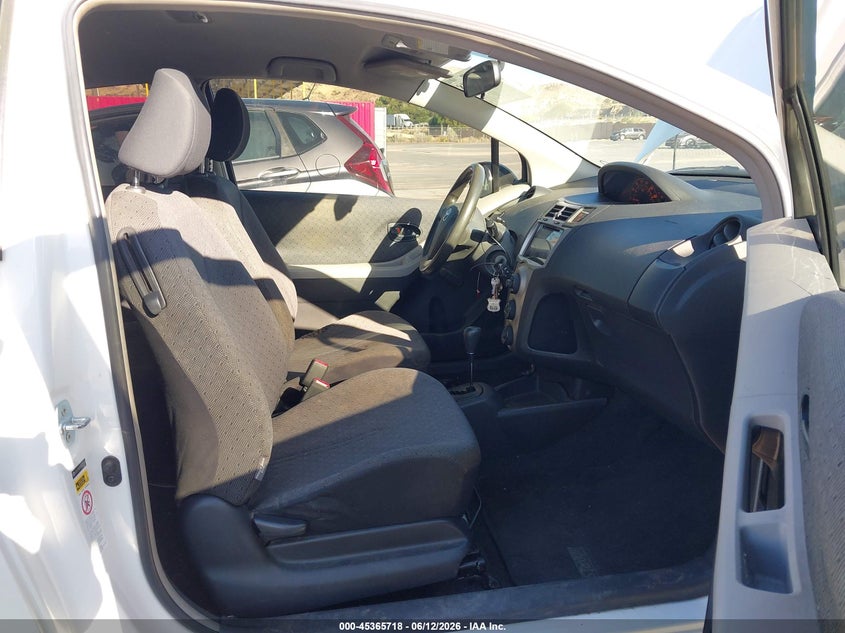 2009 Toyota Yaris VIN JTDJT903X95225097 IAAI salvage auction — REAR END, Salvage (California), sold $575 on 2026-07-22 (photo 5)