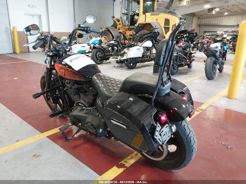 2023 Harley-davidson Street bob VIN 1HD1YYK29PB020108 IAAI salvage auction — RIGHT REAR, Salvage Title, sold $1,550 on 2026-07-29 (photo 3)