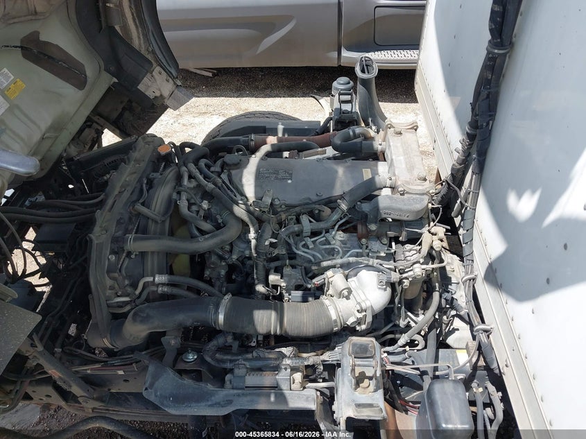 2016 Isuzu VIN JALE5W167G7301085 IAAI salvage auction — THEFT, Original (Texas), sold $4,900 on 2026-08-01 (photo 9)