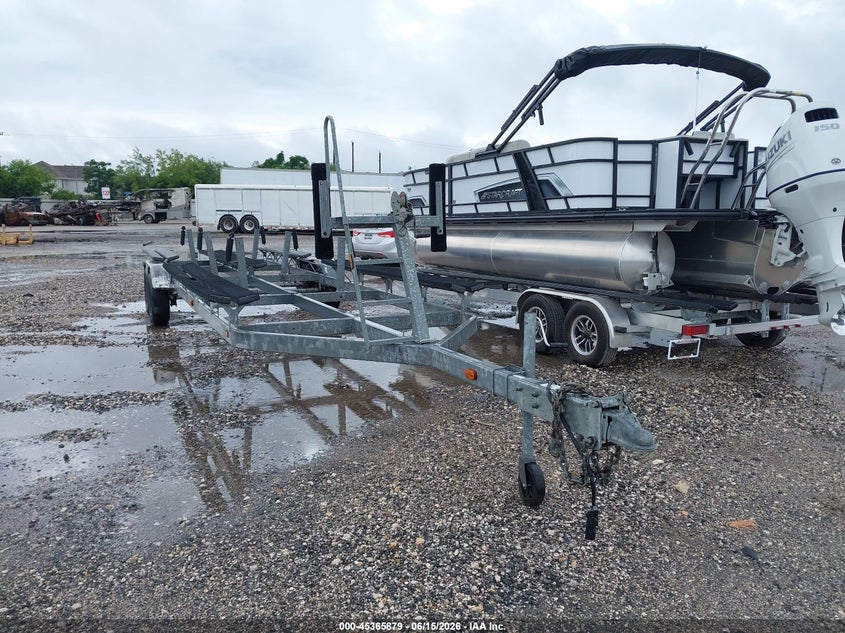 2008 Trailer Trailer VIN 4TM13NW278B001064 IAAI salvage auction — SIDE, Original (Texas), sold $25 on 2026-07-29 (photo 1)