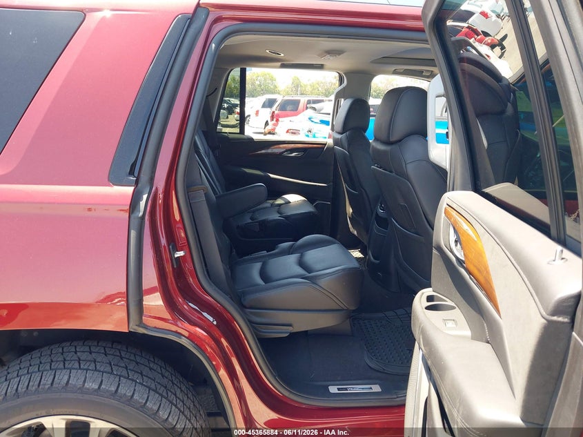 2020 Cadillac Escalade VIN 1GYS3BKJ2LR192565 IAAI salvage auction — LEFT FRONT, Salvage (California), sold $20,750 on 2026-07-30 (photo 8)