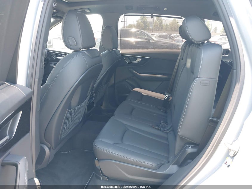 2026 Audi Q7 VIN WA1LVBF7XTD009343 IAAI salvage auction — FRONT END, Salvage Title, sold $22,150 on 2026-07-24 (photo 8)