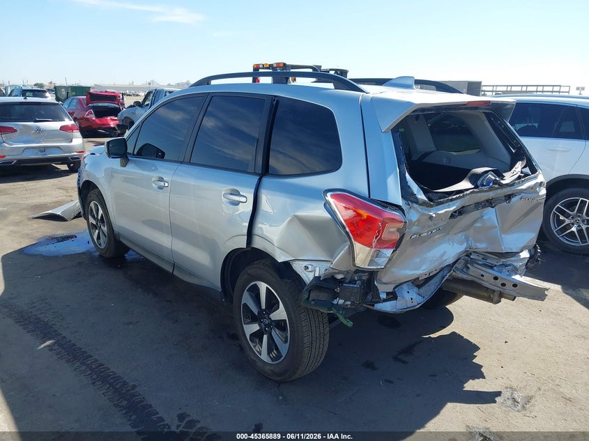 2017 Subaru Forester VIN JF2SJAGC4HH808247 IAAI salvage auction — REAR END, Salvage (Arizona), sold $925 on 2026-07-28 (photo 3)