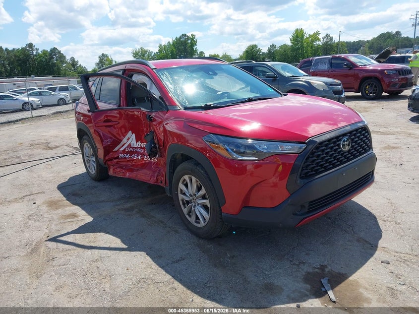 2022 Toyota Corolla cross VIN 7MUCAAAG2NV012639 IAAI salvage auction — RIGHT SIDE, Salvage (Virginia), sold $4,350 on 2026-07-10 (photo 1)