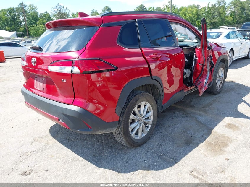 2022 Toyota Corolla cross VIN 7MUCAAAG2NV012639 IAAI salvage auction — RIGHT SIDE, Salvage (Virginia), sold $4,350 on 2026-07-10 (photo 4)