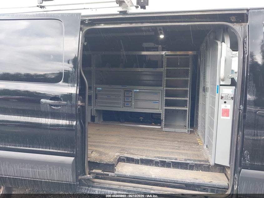 2018 Ford Transit-350 VIN 1FTBW2YG5JKB18815 IAAI salvage auction — NORMAL WEAR, Sf97 (New York), sold $17,825 on 2026-07-23 (photo 8)