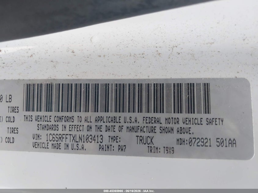 2020 Ram 1500 VIN 1C6SRFFTXLN103413 IAAI salvage auction — LEFT SIDE, Wait Title, sold $11,600 on 2026-09-17 (photo 9)