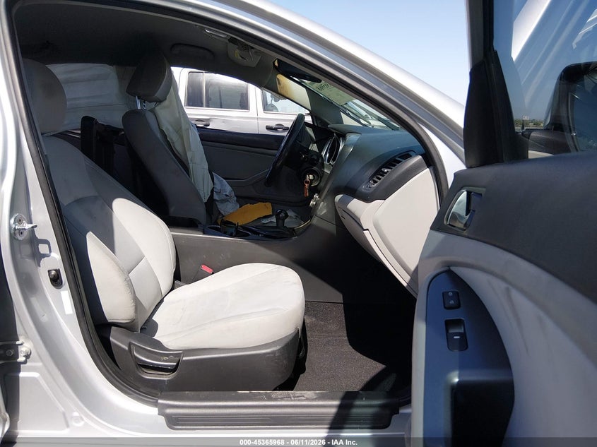 2014 Kia Optima VIN 5XXGM4A79EG288645 IAAI salvage auction — LEFT SIDE, Salvage (Nevada), sold $925 on 2026-07-10 (photo 5)