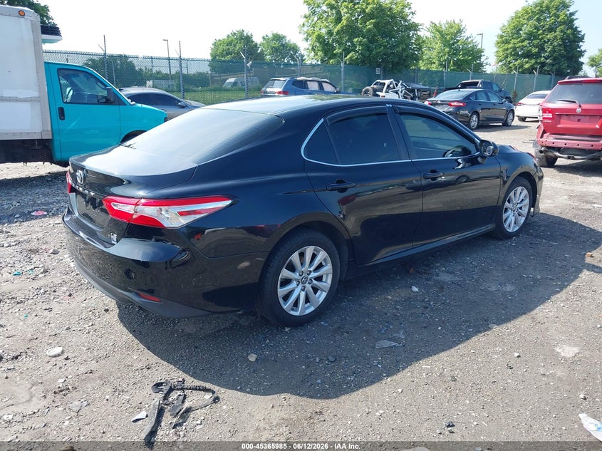 2018 Toyota Camry VIN JTNB11HK7J3023112 IAAI salvage auction — LEFT & RIGHT, Salvage (Pennsylvania), sold $2,650 on 2026-07-10 (photo 4)