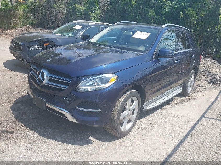 2017 Mercedes-benz VIN 4JGDA5HB7HA847424 IAAI salvage auction — SIDE, Salvage (Rhode Island), sold $6,600 on 2026-07-25 (photo 2)