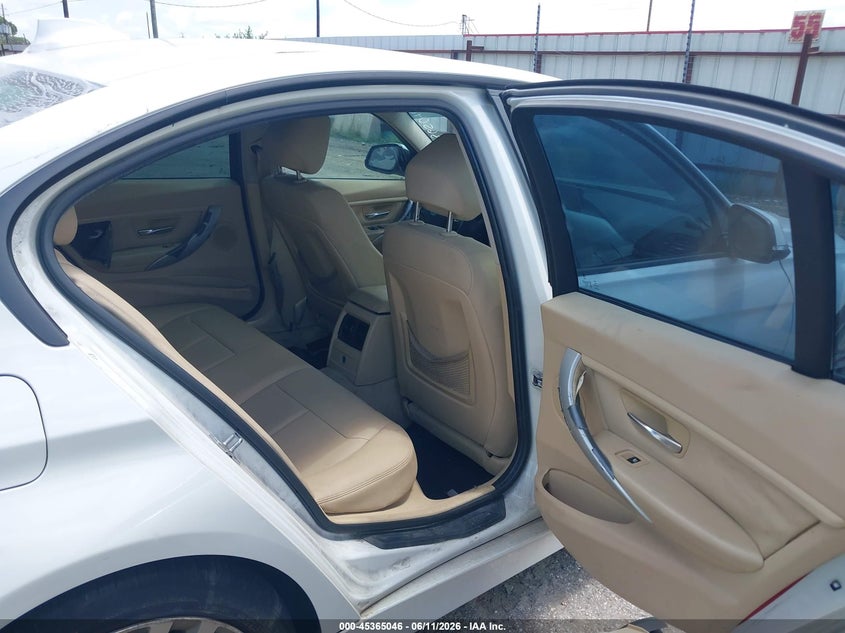 2012 BMW 3er VIN WBA3A5C51CF346619 IAAI salvage auction — NORMAL WEAR, Original (Texas), sold $475 on 2026-07-08 (photo 8)